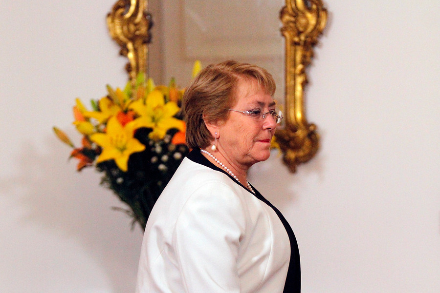 Bachelet critica a Piñera por broma machista violación Linares