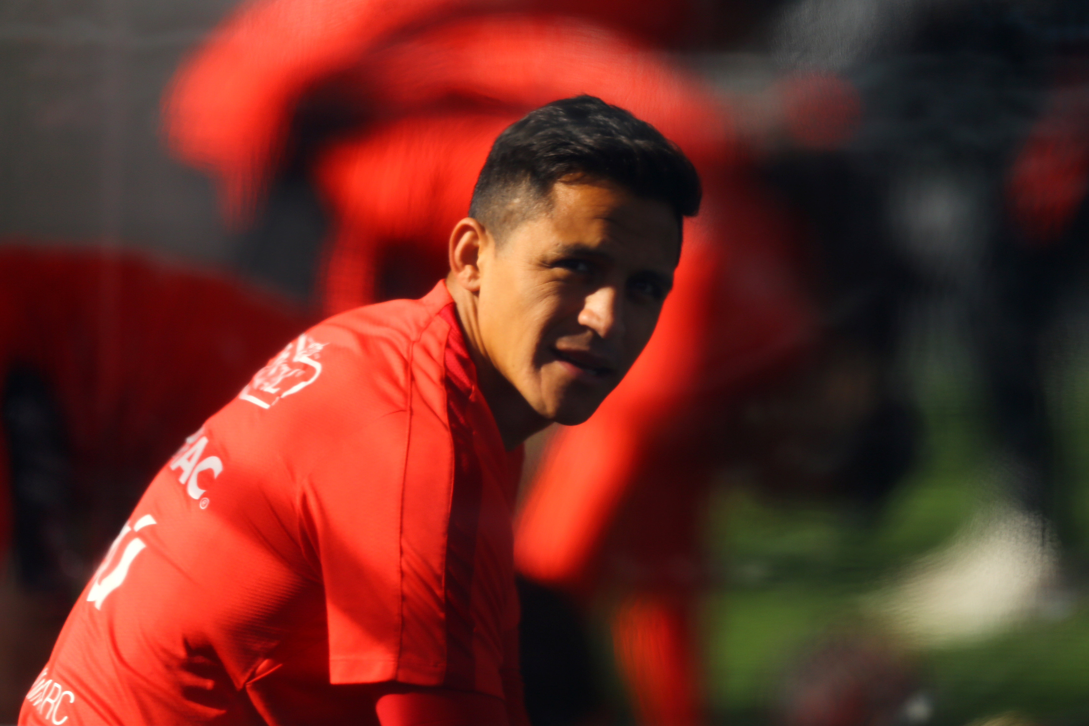 Abogados del Manchester City están en Chile para cerrar el acuerdo con Alexis Sánchez
