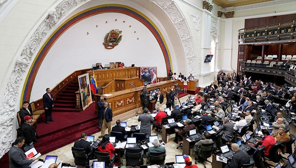 Asamblea Nacional Constituyente disolvió el Parlamento Venezolano
