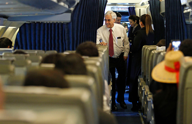 Piñera en un avión