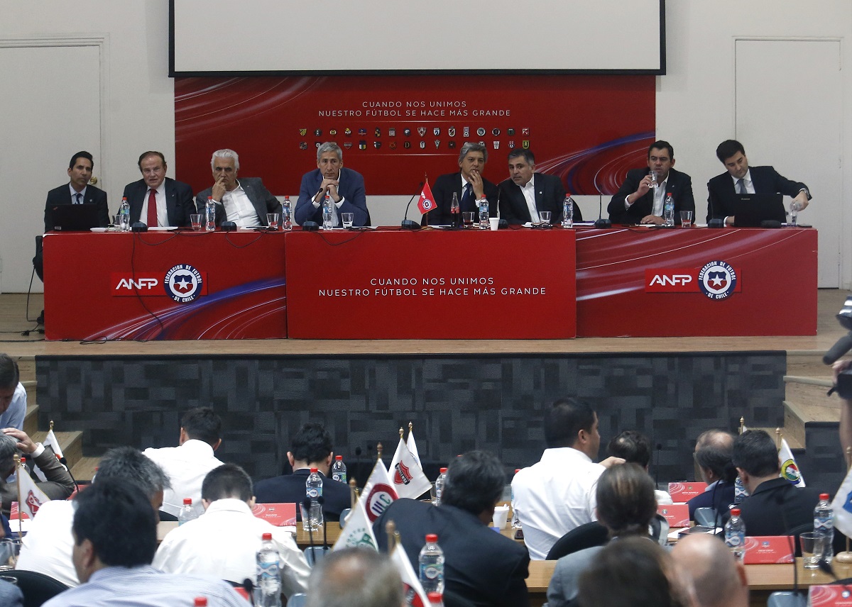 Se Desarrolla El Segundo Consejo De Presidentes De Clubes De Ftbol En La Sede De La Anfp