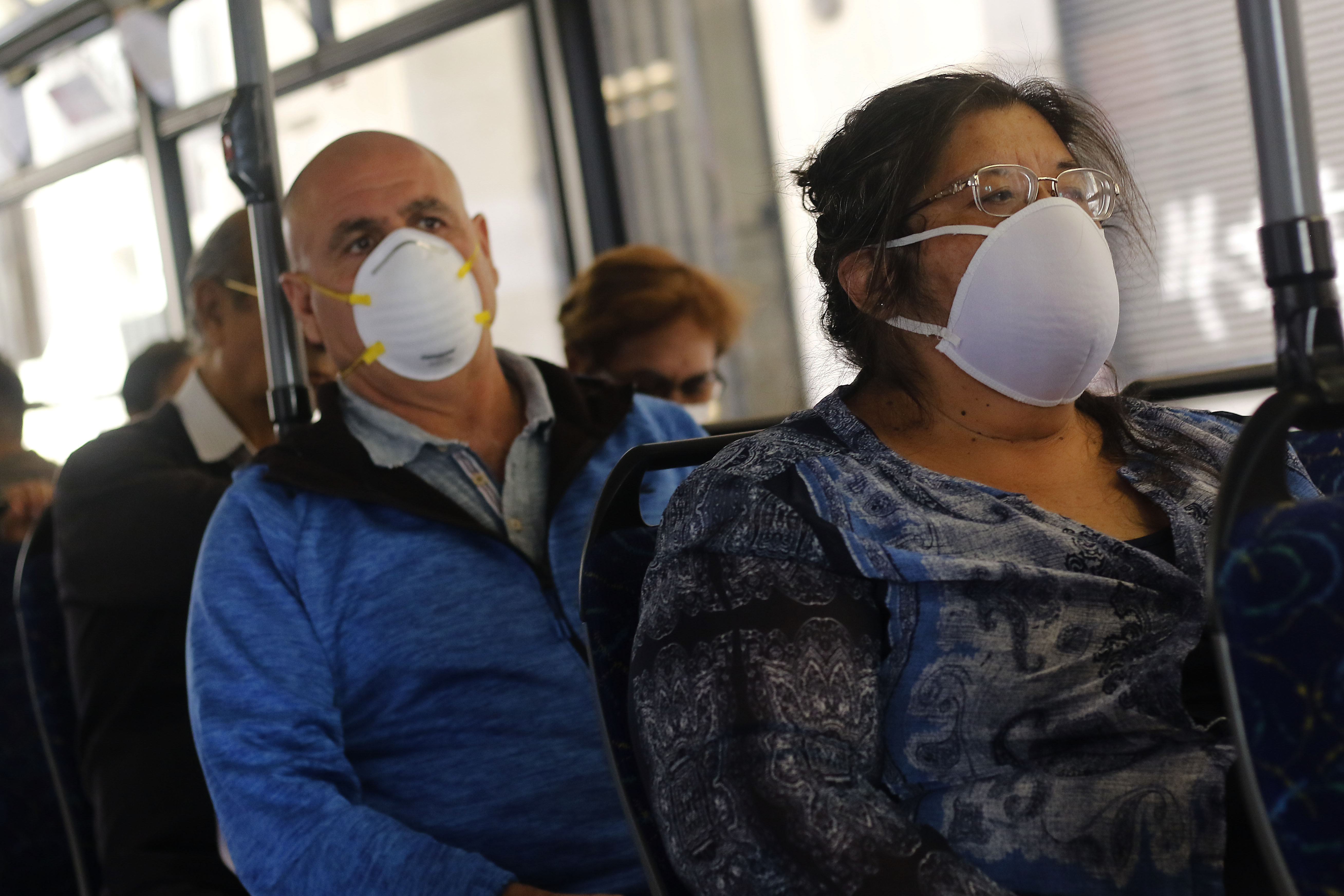 Valparaiso: Trolebuses Durante El Estado De Emergencia Por Coronavirus