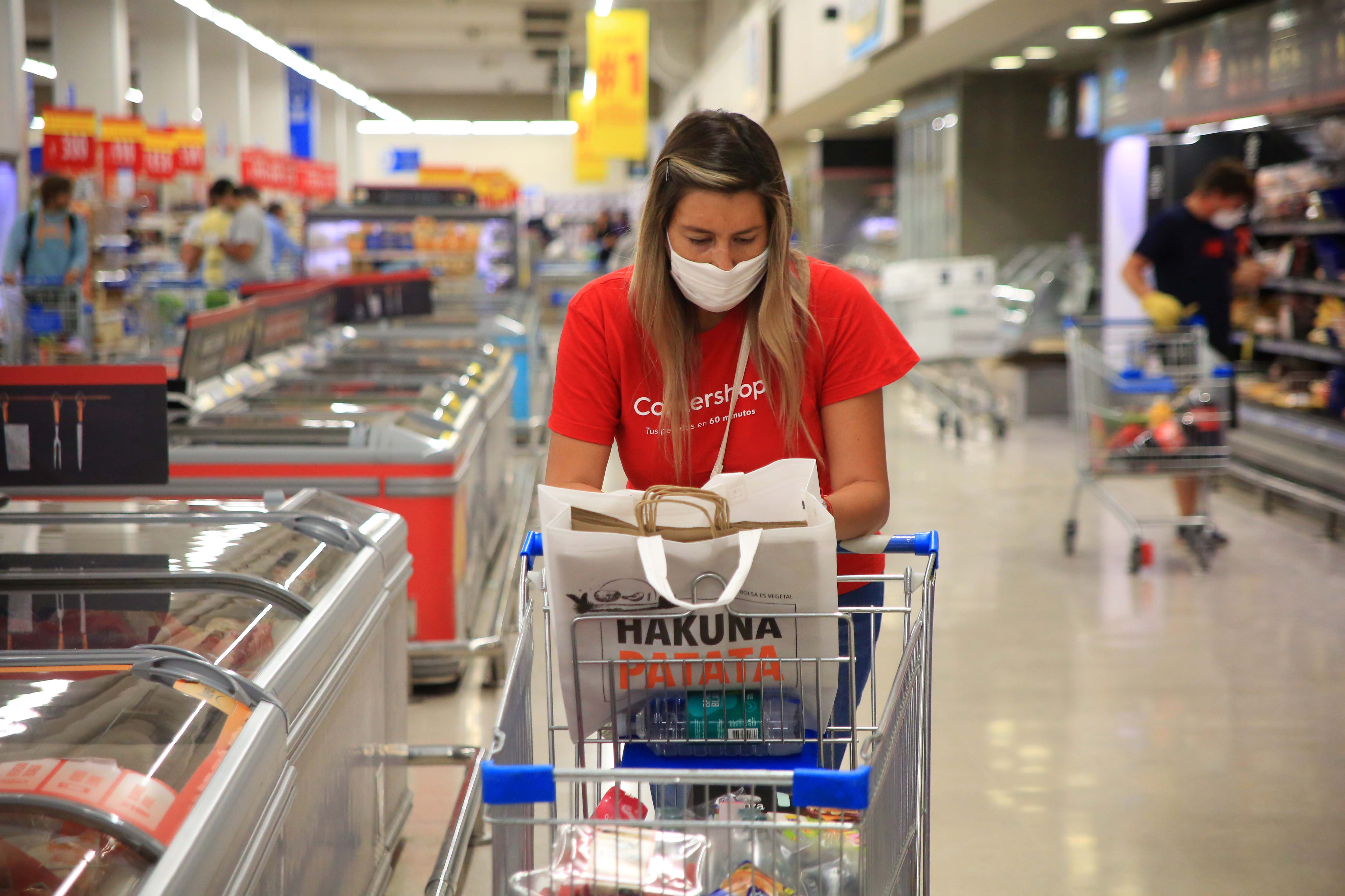 Shoppers De La App Cornershop Recorren Supermercados Del Sector Oriente