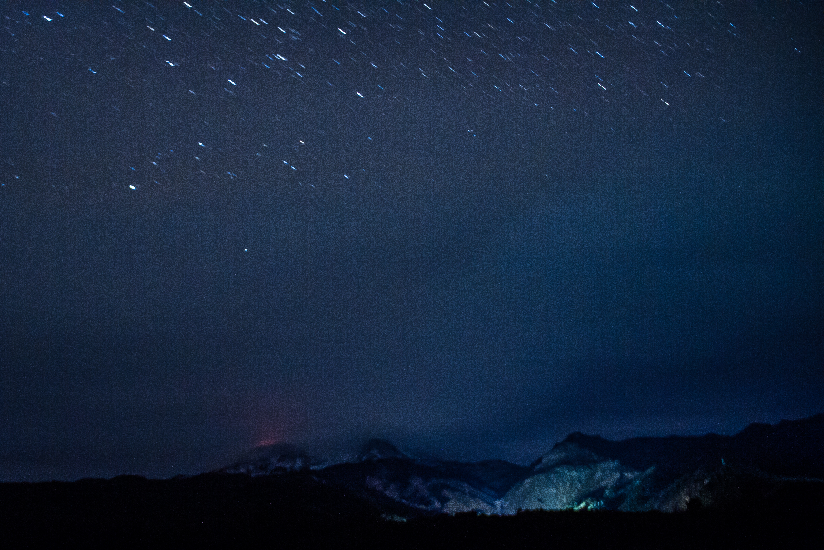 Vista Nocturna Del Volcán Nevados De Chillán