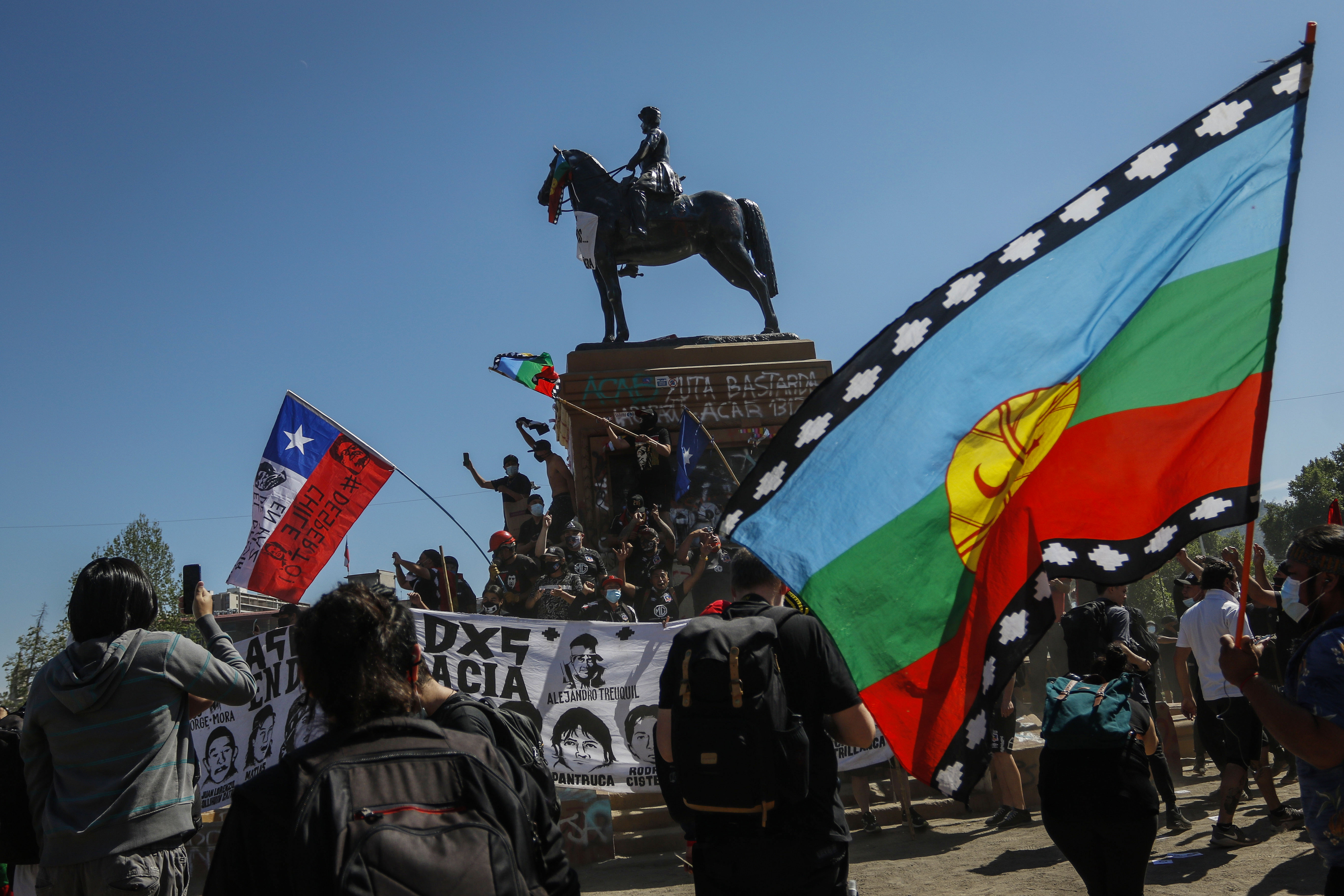 Marcha Por La Resistencia Mapuche