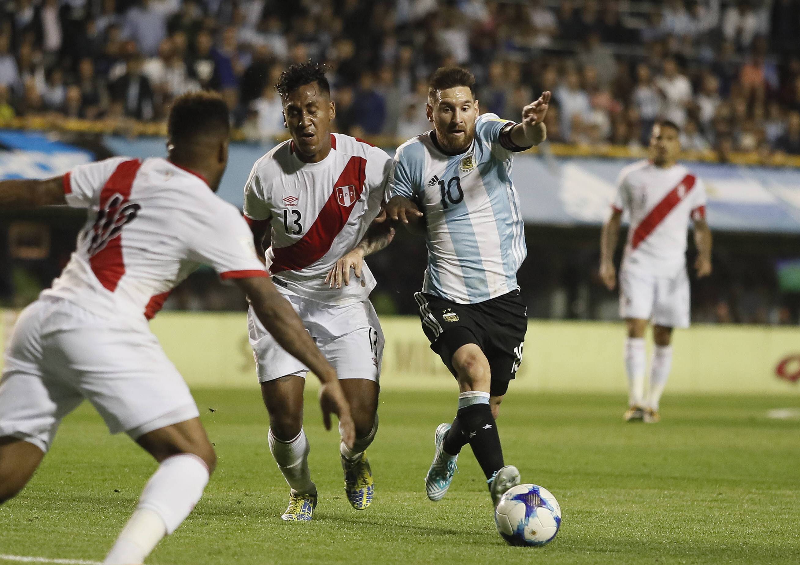 Futbol Argentina Vs Peru Claisficatorias Al Mundial De Rusia 2018 El Jugador De La Seleccion Argent