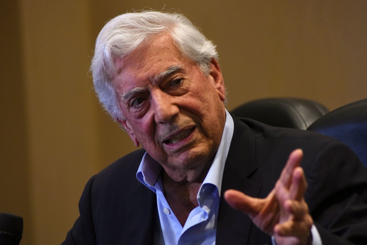 Mario Vargas Llosa 1575434019734
