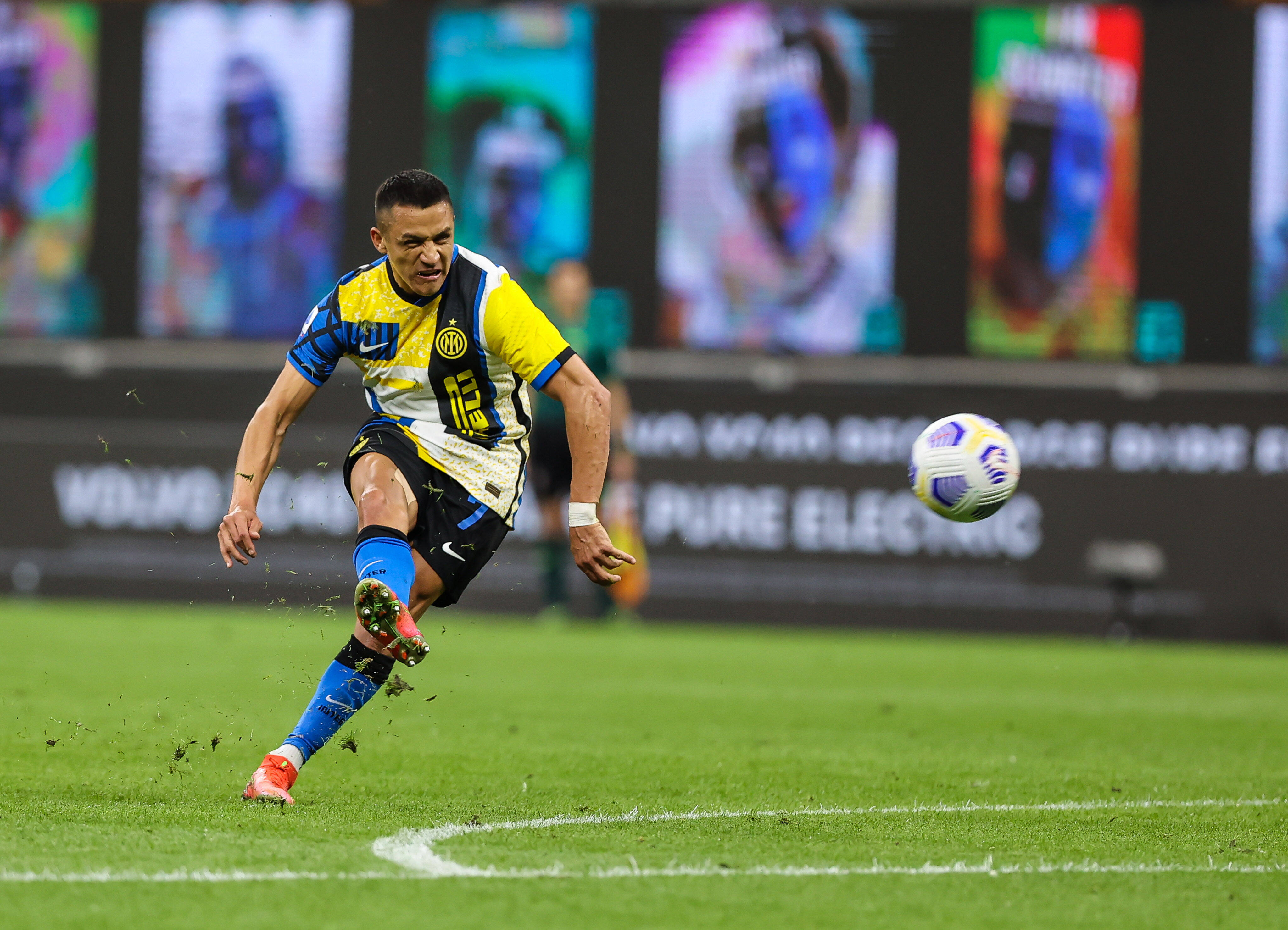 May 12, 2021, Milan, Italy: Alexis Sanchez Of Fc Internazionale Taking A Free Kick During The Serie A 2020/21 Football M