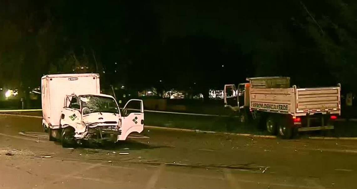 Chofer Muere Tras Choque De Camiones En Providencia