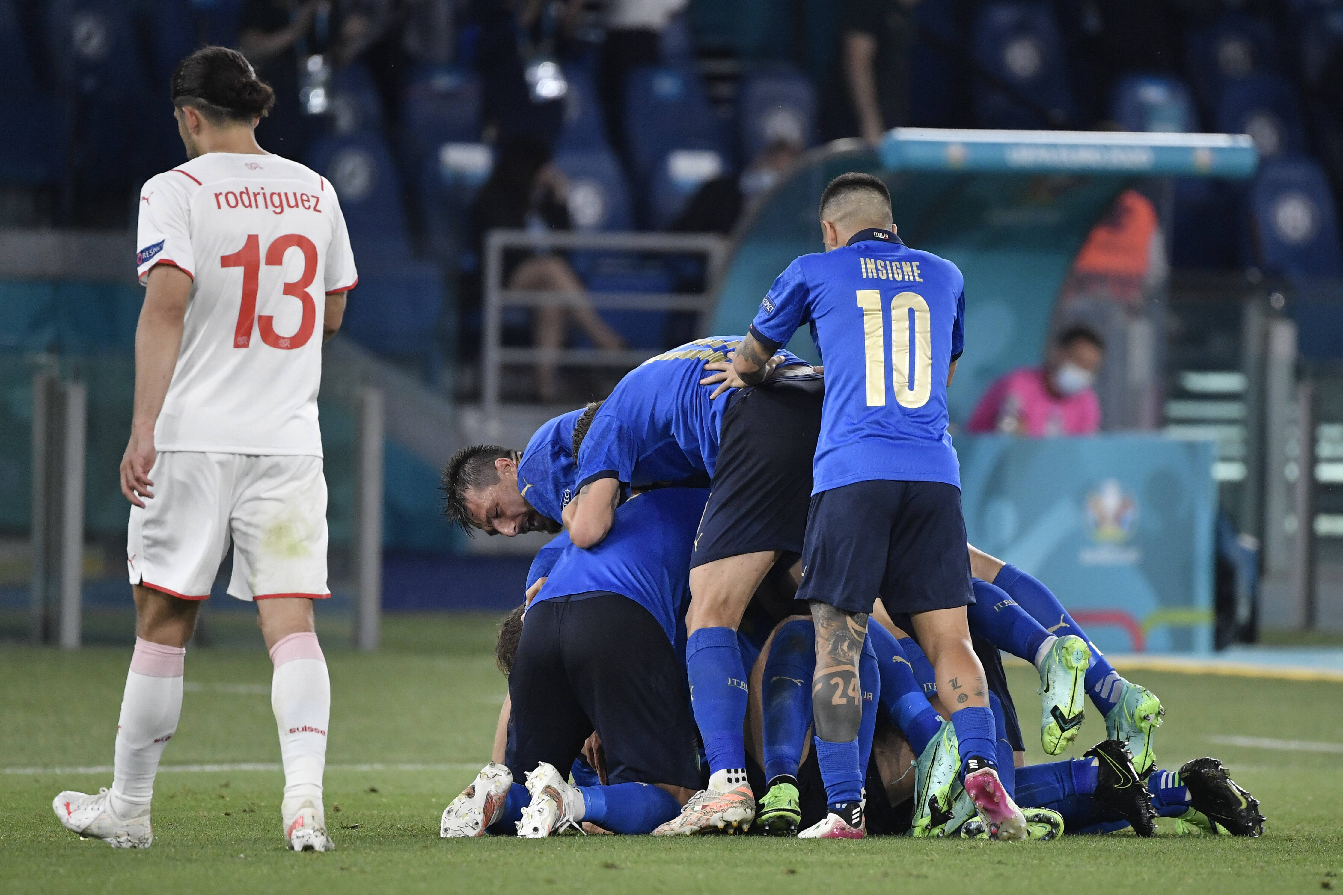 Manuel Locatelli Of Italy Celebrates After Scoring The Goal Of 2 0 During The Uefa Euro, Em, Europameisterschaft,fussbal