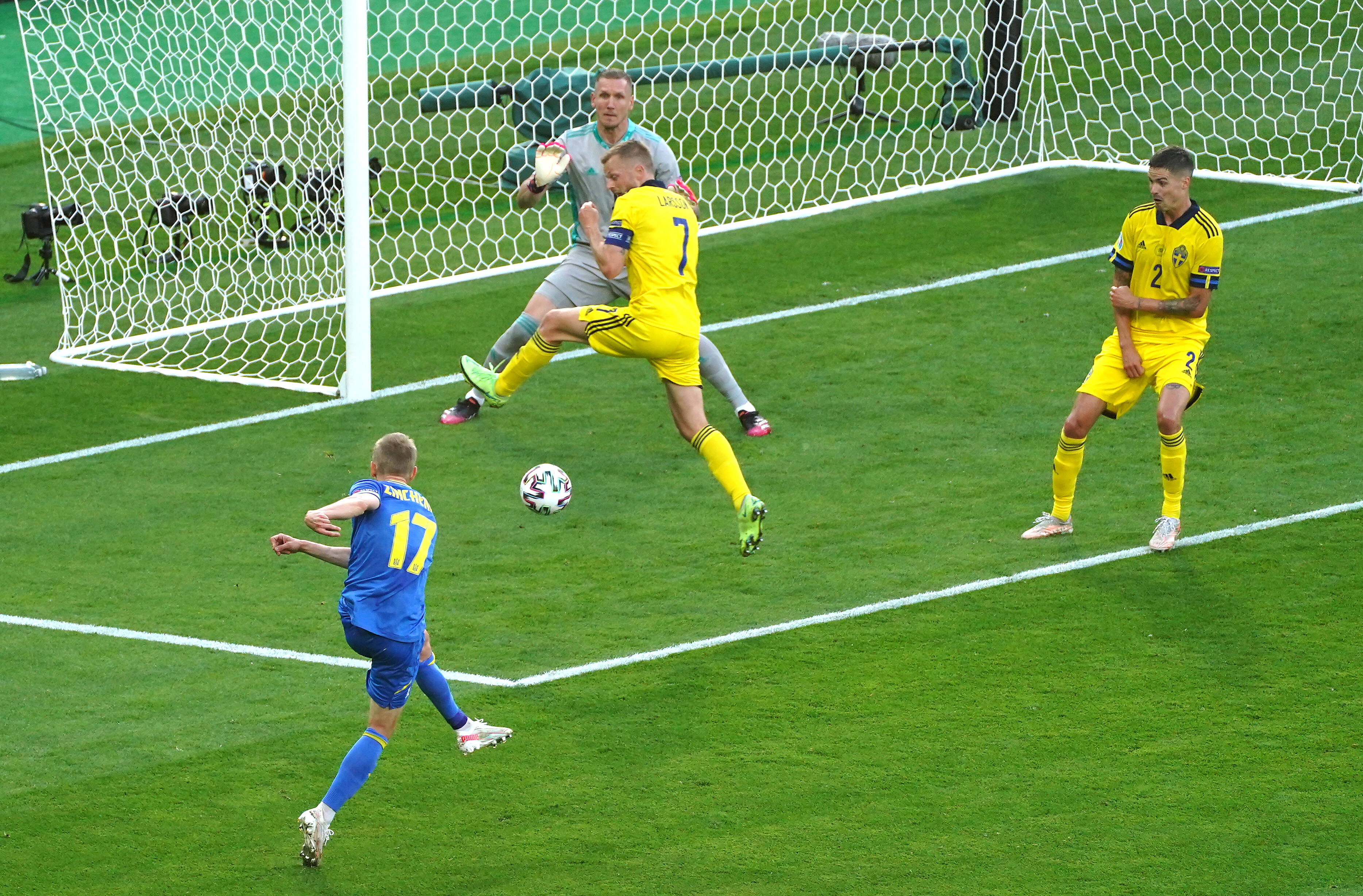 Sport Bilder Des Tages Sweden V Ukraine Uefa Euro, Em, Europameisterschaft,fussball 2020 Round Of 16 Hampden Park