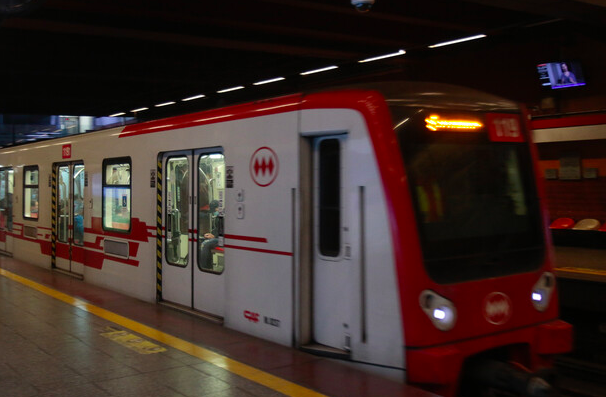 Metro de Santiago - Baquedano