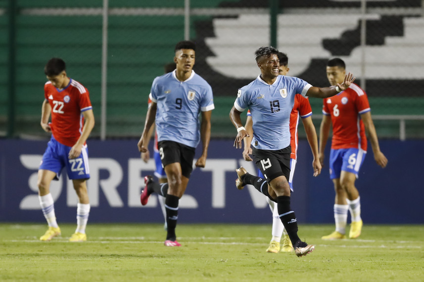 Chile cae por goleada ante Uruguay en el Sudamericano Sub 20.