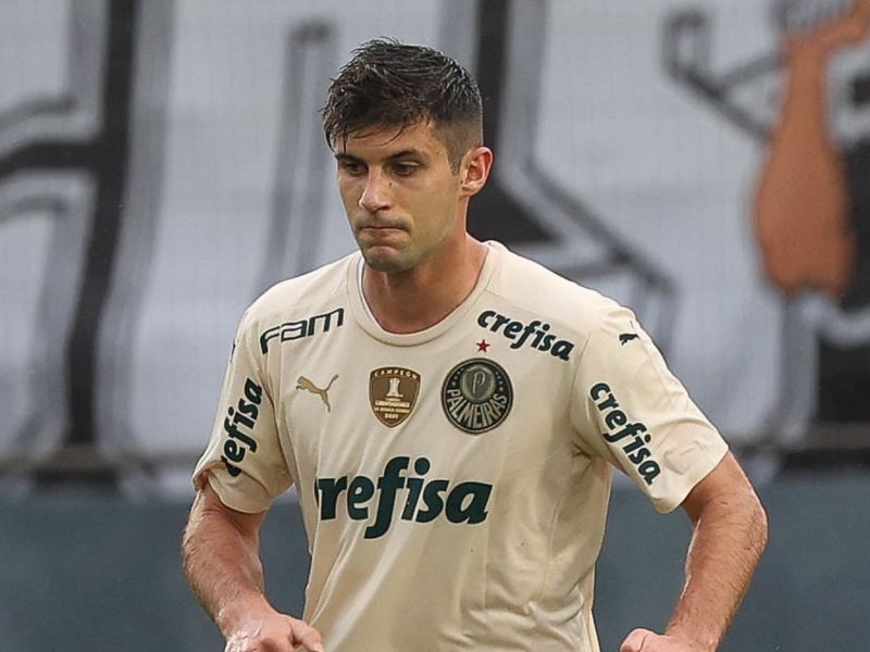 En Brasil aseguran que el Palmeiras le busca una salida a Benjamín Kuscevic.