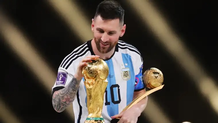 Lionel Messi le hizo un millonario regalo a sus compañeros campeones del mundo.
