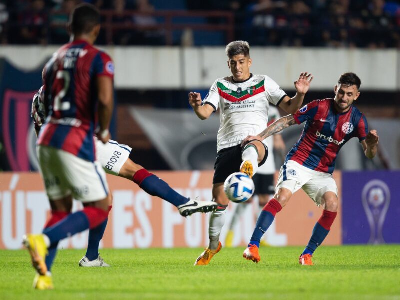 Palestino igualó sin goles en su visita a san Lorenzo.