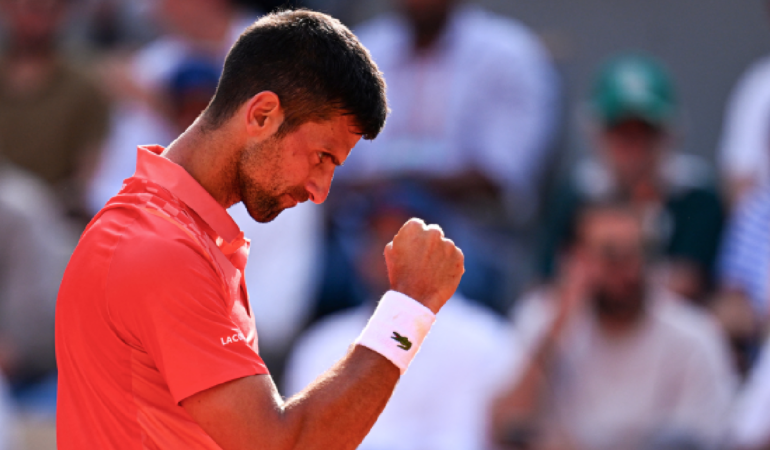 Djokovic avanza a la final del Roland Garros tras vencer a Carlos Alcaraz.