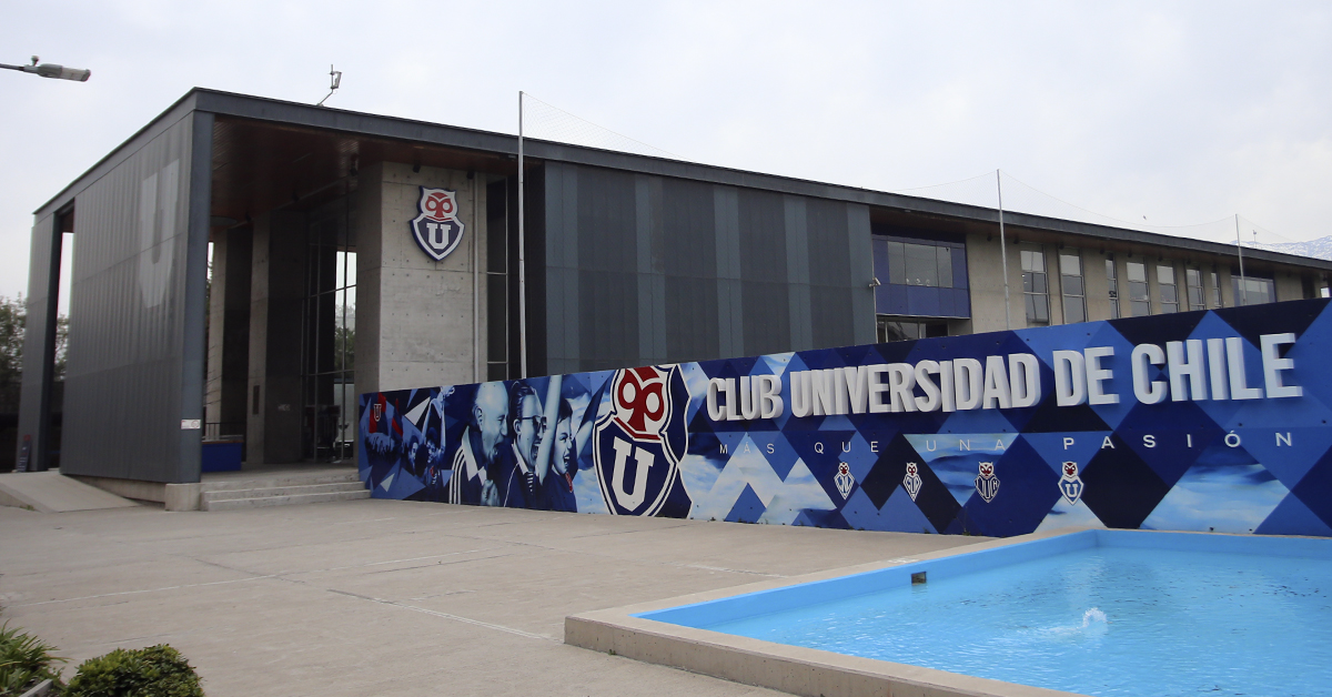Centro Deportivo Azul sufre robo en su interior.