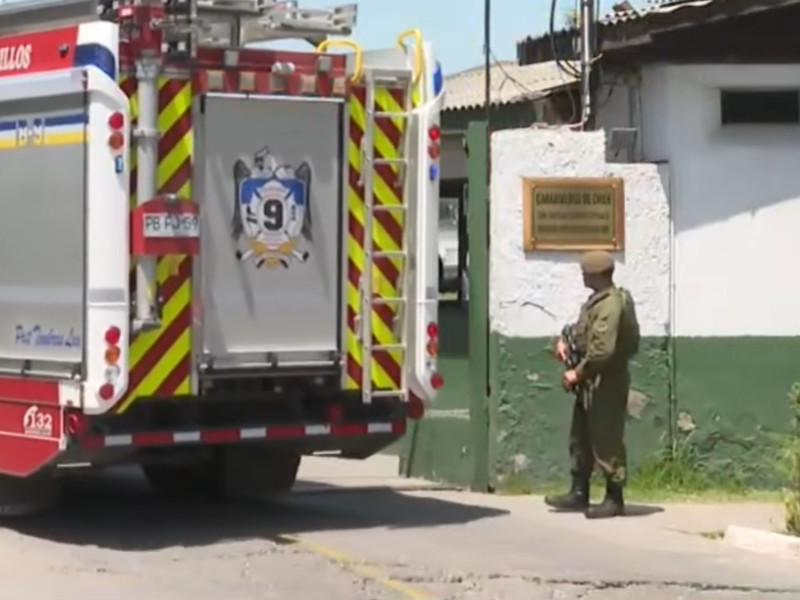 Incendio en polígono de tiros de Carabineros en Cerrillos