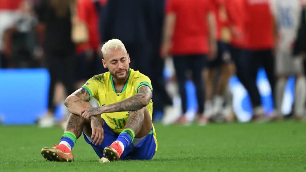 Neymar fuera de la Copa América por lesión.