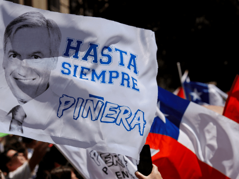 Aprueban cambiar nombre de calle en Las Condes en homenaje a Piñera.