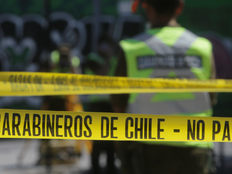 Persecución policial por auto robado terminó en Puente Alto.