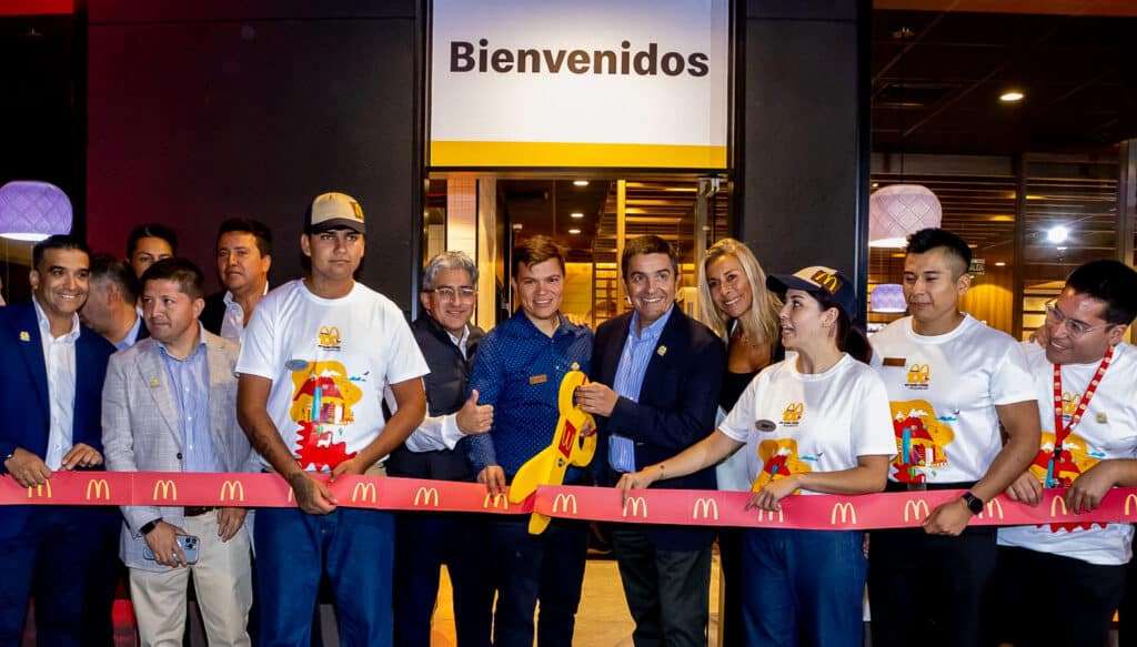 Inauguración del local 100 de McDonald's en Chile, en Copiapó