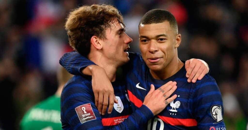 Francia anuncia su nómina para enfrentar a Chile.
