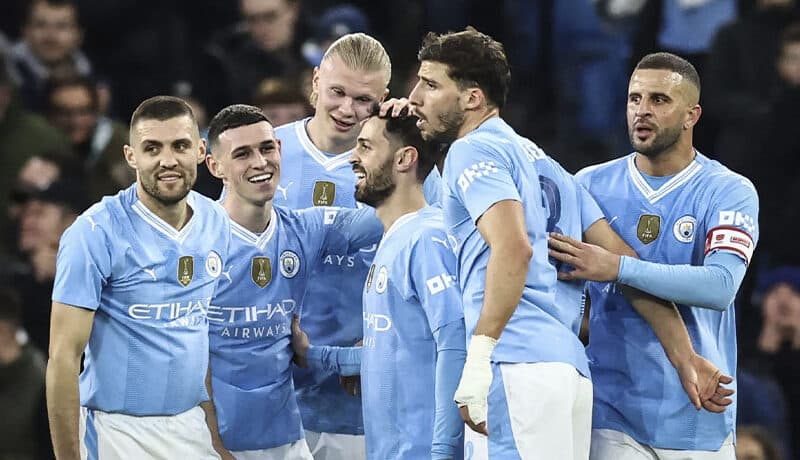 Manchester City clasificó a las semifinales de la FA Cup.