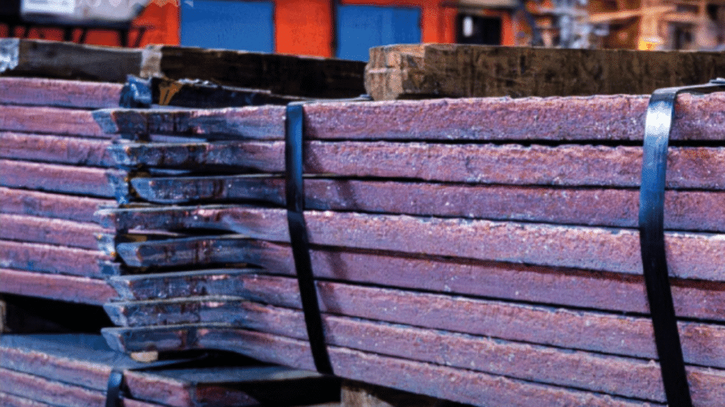 Cochilco informó que proyecta un alza en la producción del cobre en Chile en 2024, el cual alcanzaría los 5,51 millones de toneladas.