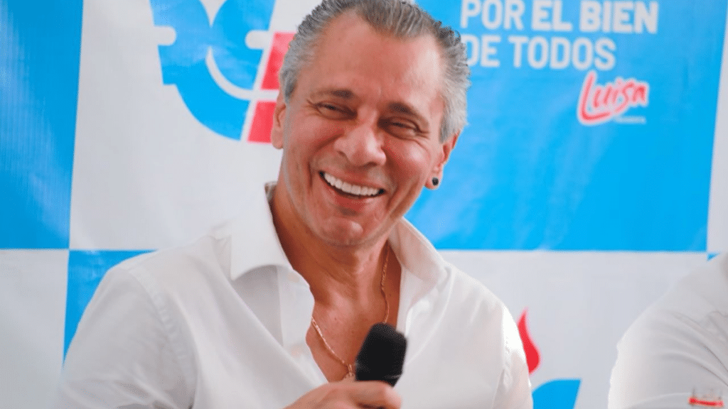El exvicepresidente ecuatoriano Jorge Glas habría sido hospitalizado este lunes debido a lo que diversas fuentes citadas por medios ecuatorianos.