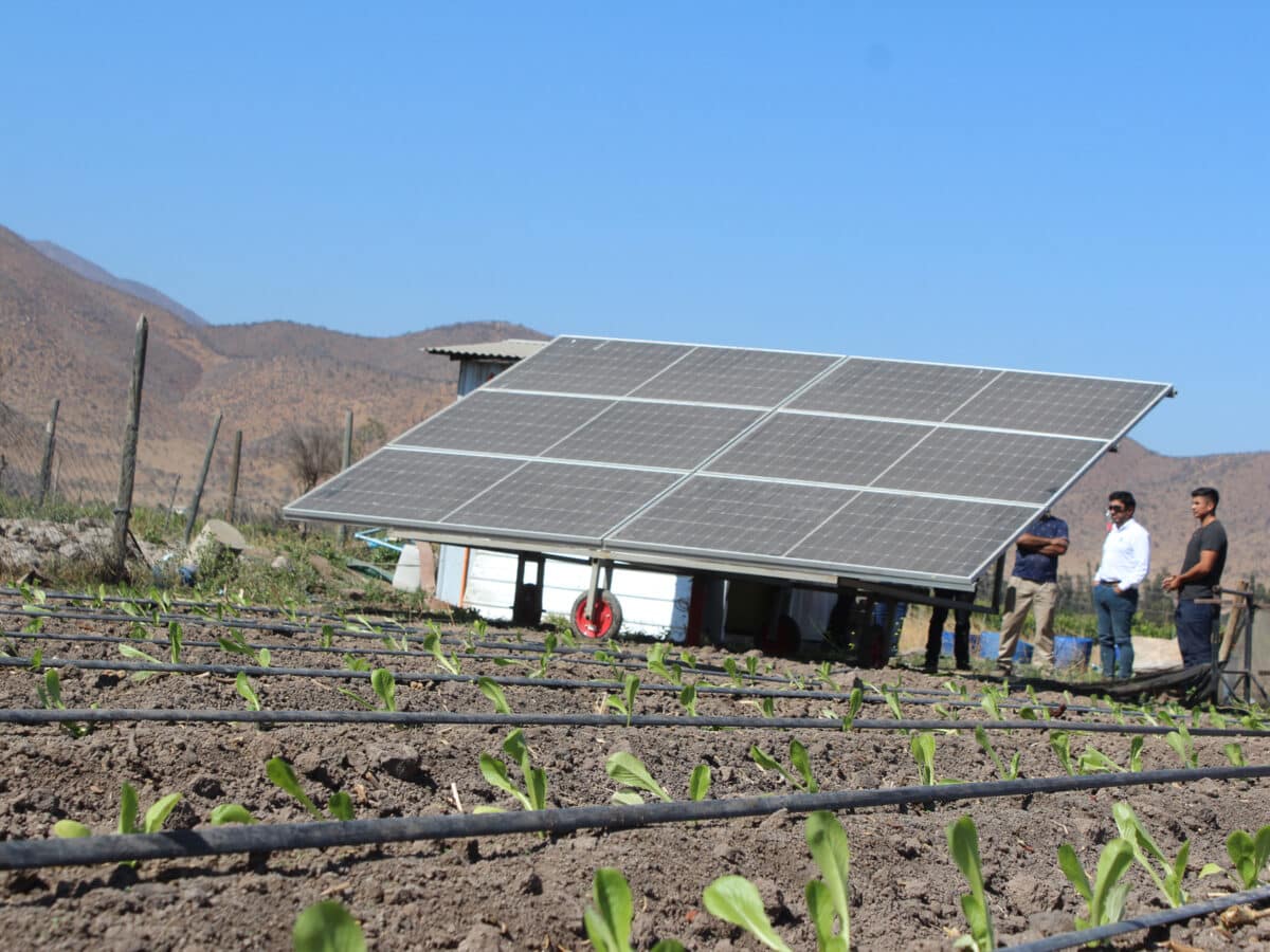 Desarrollo sostenible de la fruticultura de la Región de Valparaíso: Sistemas fotovoltaicos y riego presurizado
