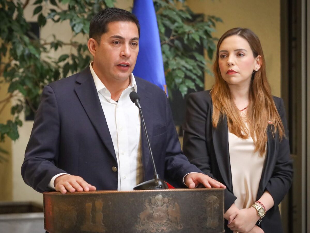 “Narcofachadas”: Diputados Durán y Flores piden ampliar fiscalizaciones a negocios de tecnología, casinos informales, locales delivery y ópticas