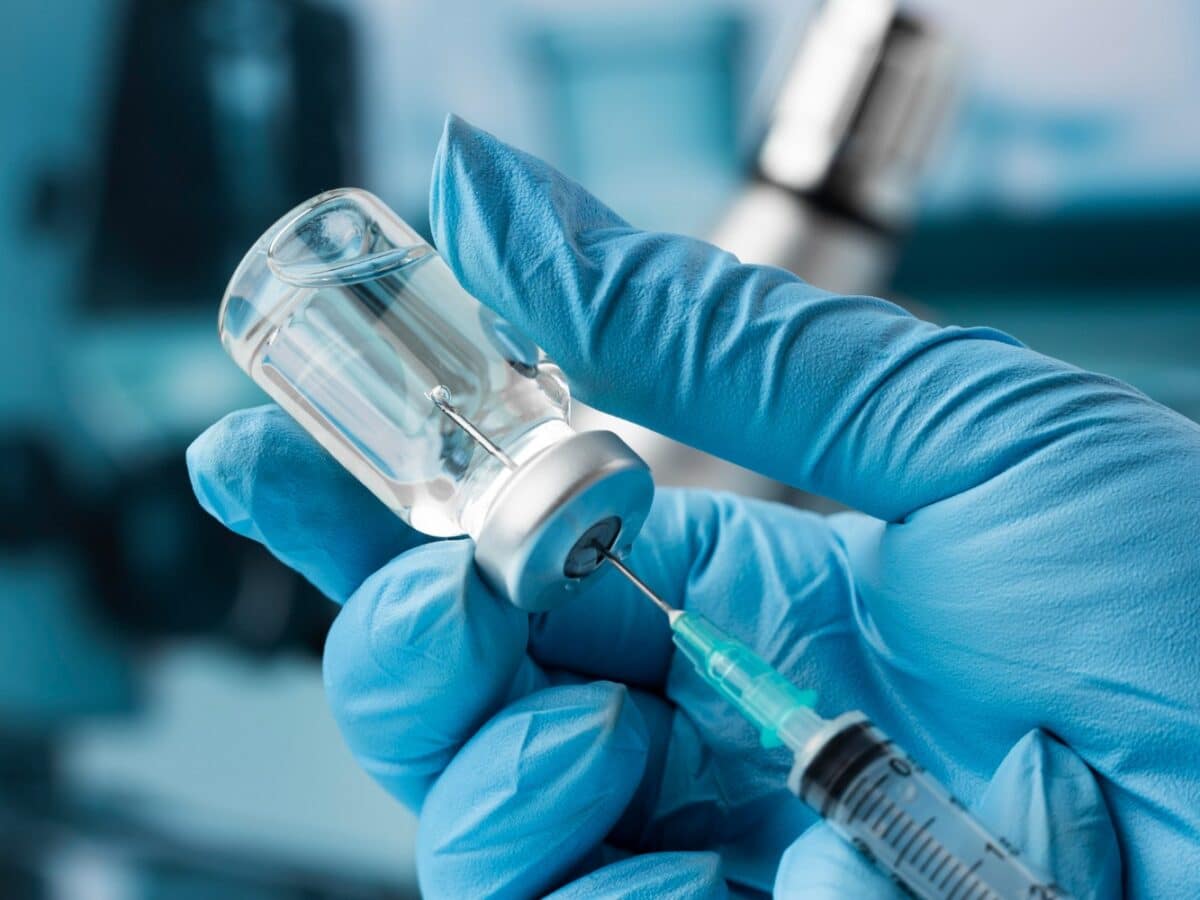 Virus sincicial: Investigarán nueva vacuna en adultos mayores