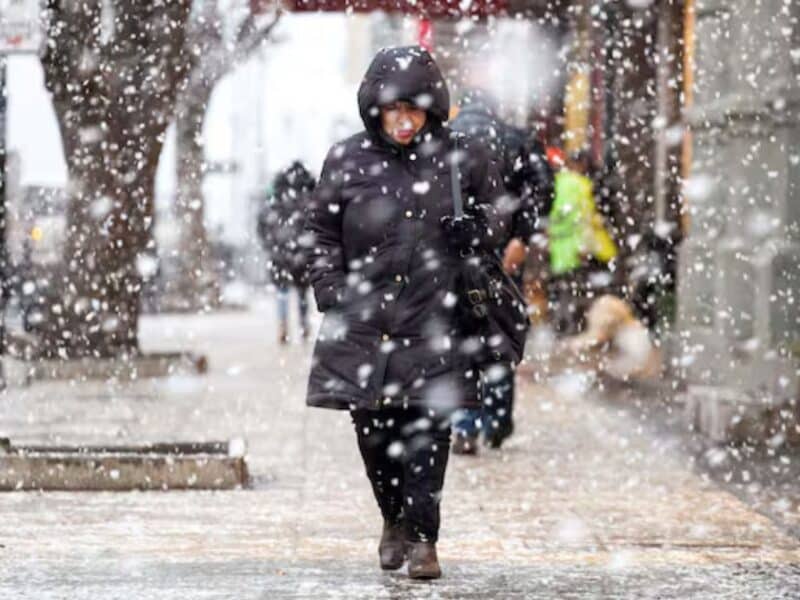 Meteorología emite aviso por posibles nevadas en Región Metropolitana este martes
