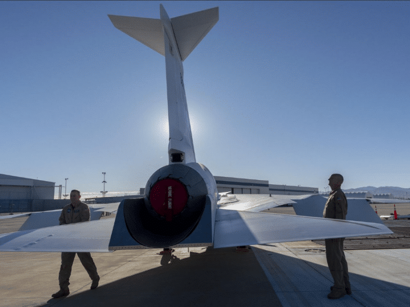 El avión supersónico silencioso de la NASA supera test de seguridad