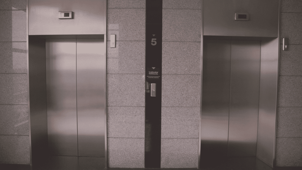 Los ascensores los usan millones de personas a diario.