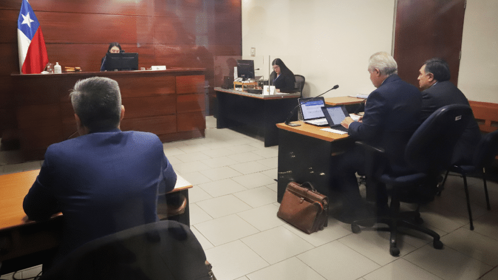 En el Juzgado de Garantía de Viña del Mar, se realizó la audiencia de formalización del diputado Miguel Mellado por el delito de revelación de secreto