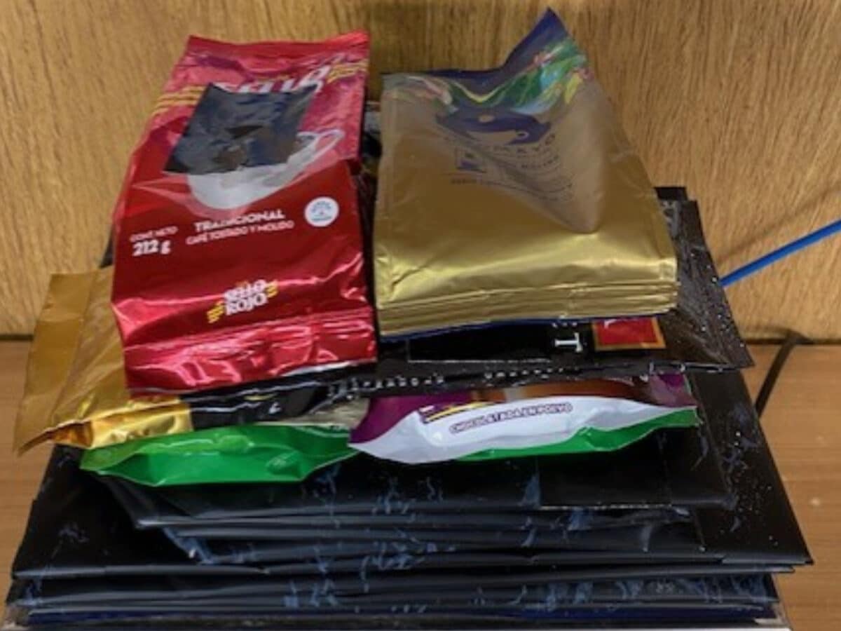 Aduanas decomisa cinco kilos de cocaína