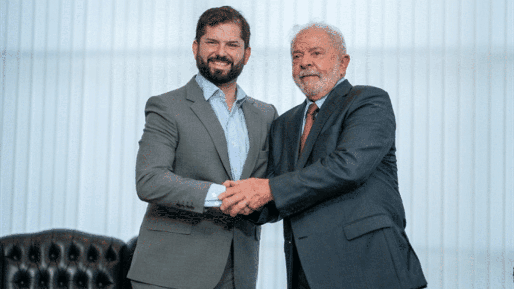 Lula da Silva suspende viaje a Chile.
